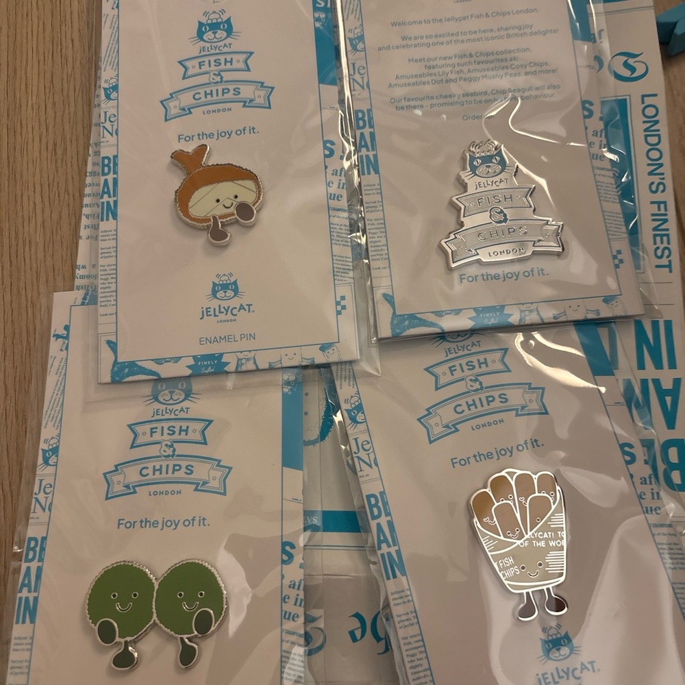 Jellycat Fish & Chips Enamel Pin Set - Brown, Silver, Green